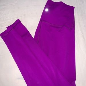 *like new* 28” high rise Lululemon leggings
